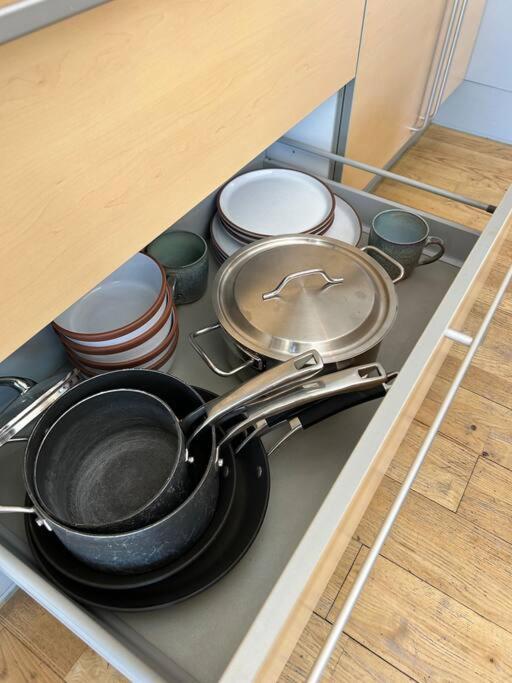 Apartment Homely & Thames View London
