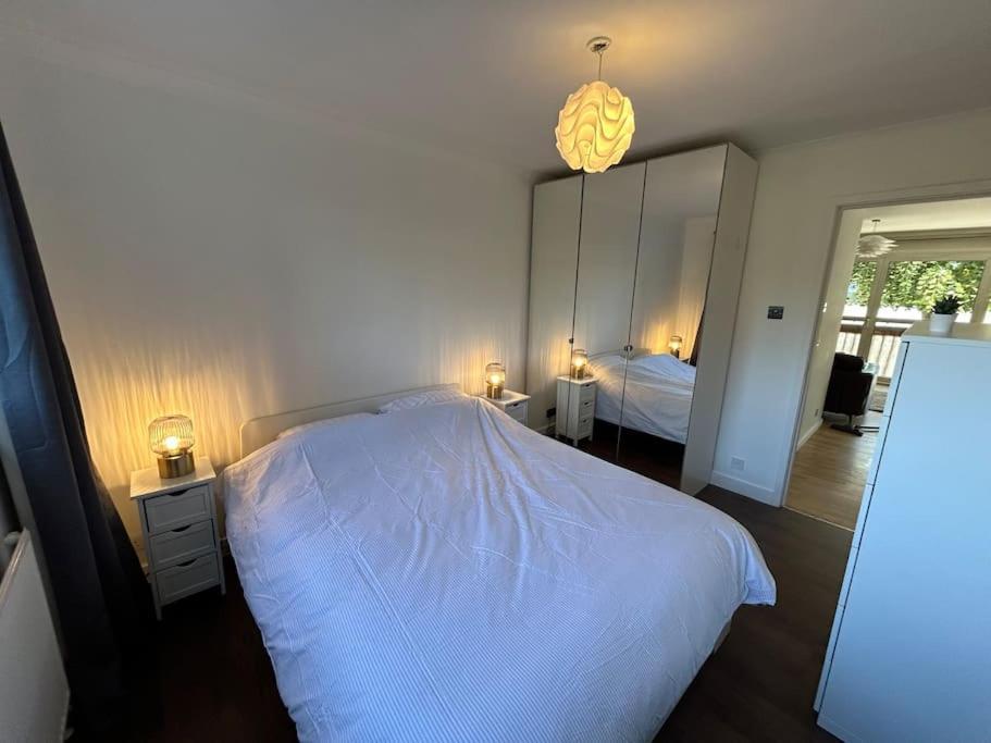 Homely & Thames View Apartment *
