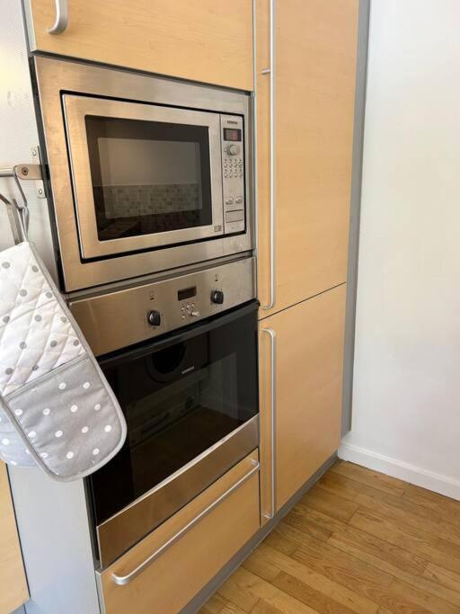 Apartment Homely & Thames View *